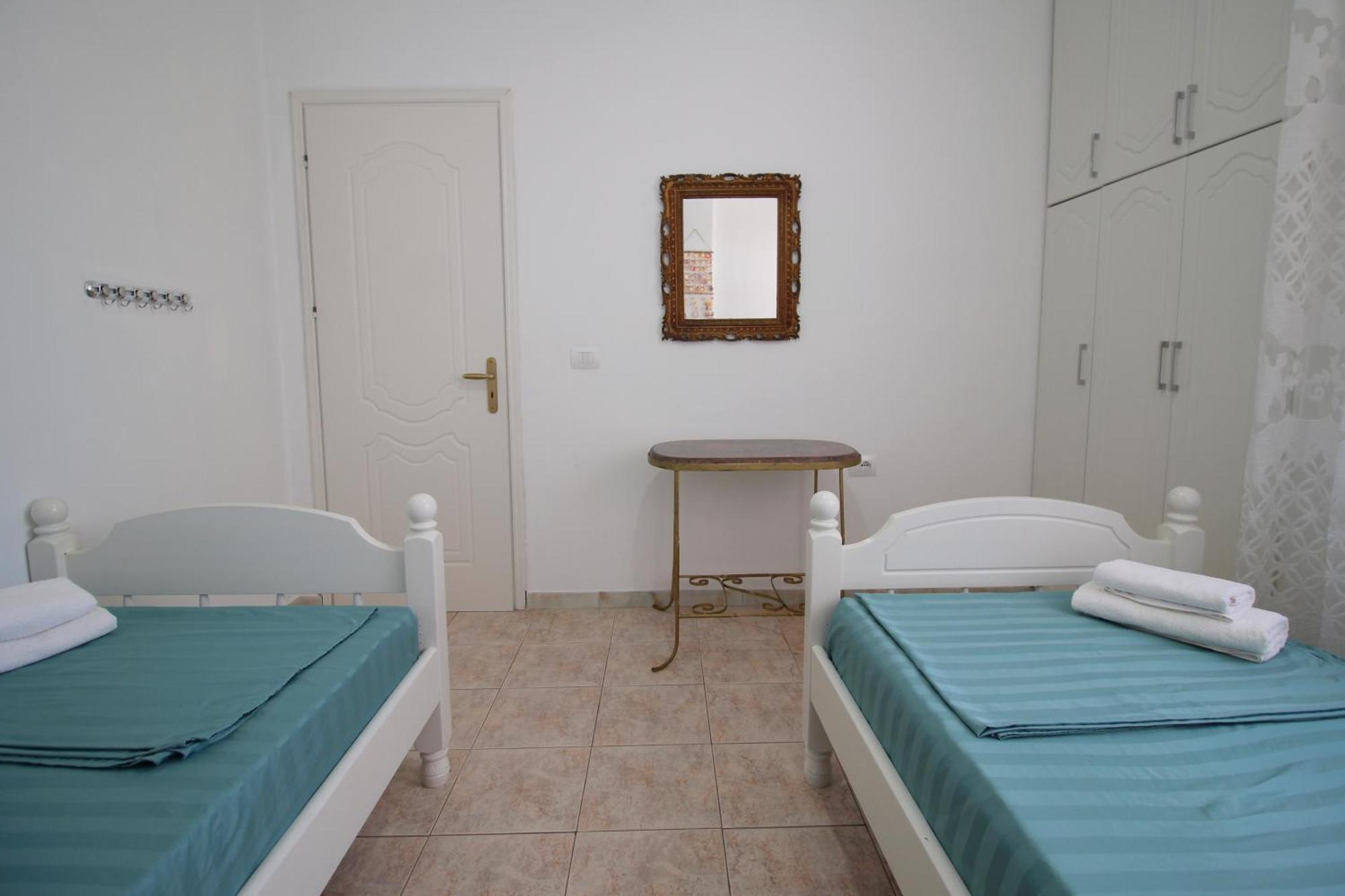Ortus Rooms Sarandë Buitenkant foto