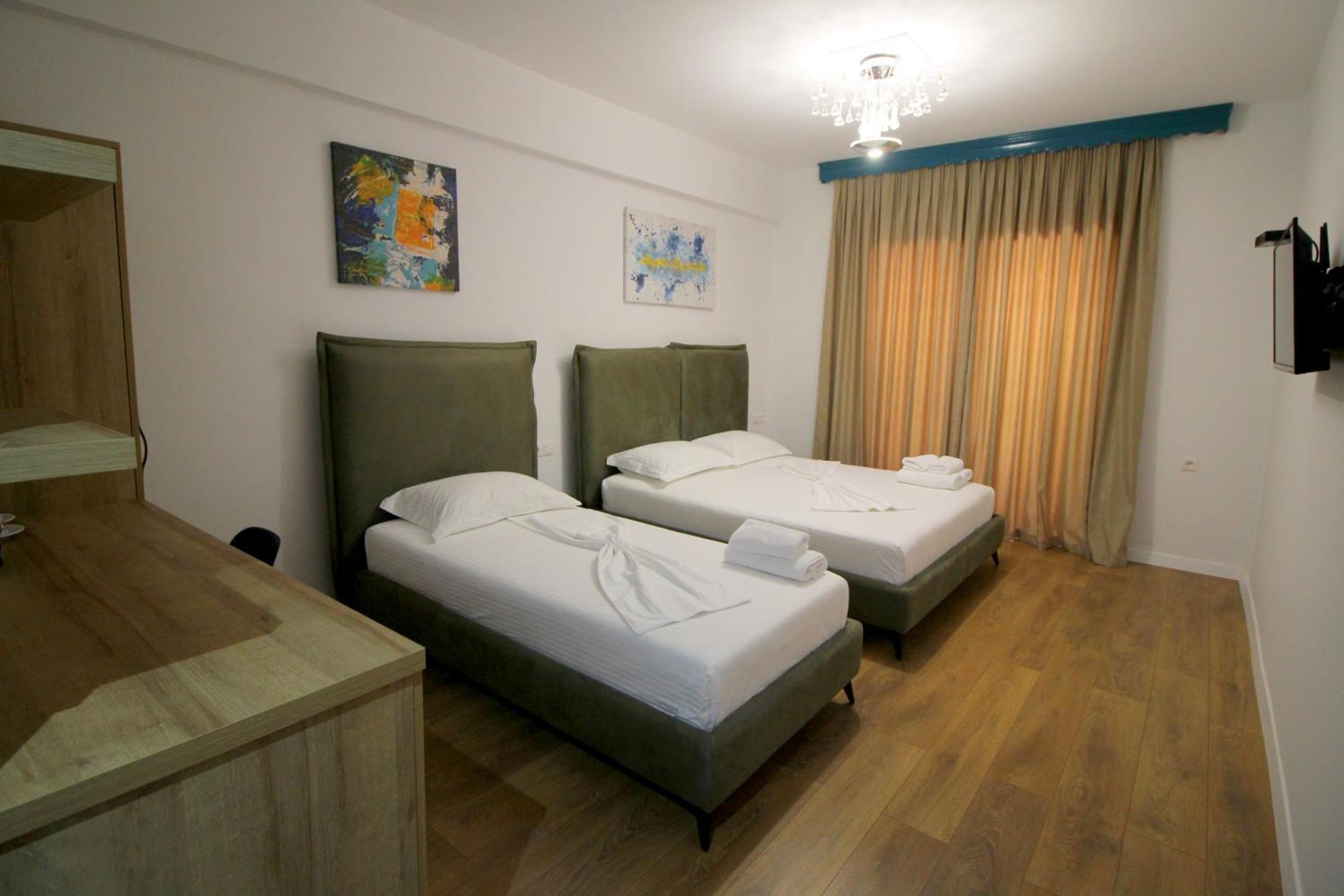 Ortus Rooms Sarandë Buitenkant foto